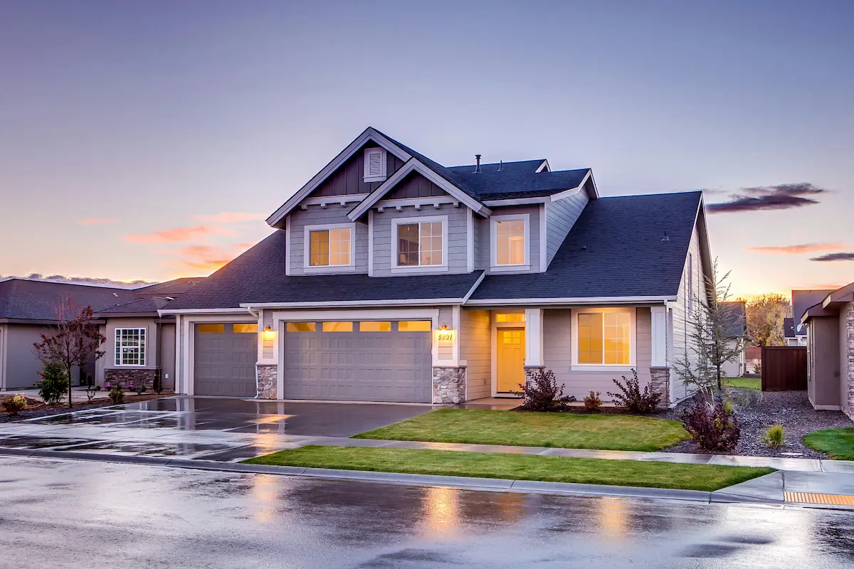 Front yard landscape with clean lines and greenery